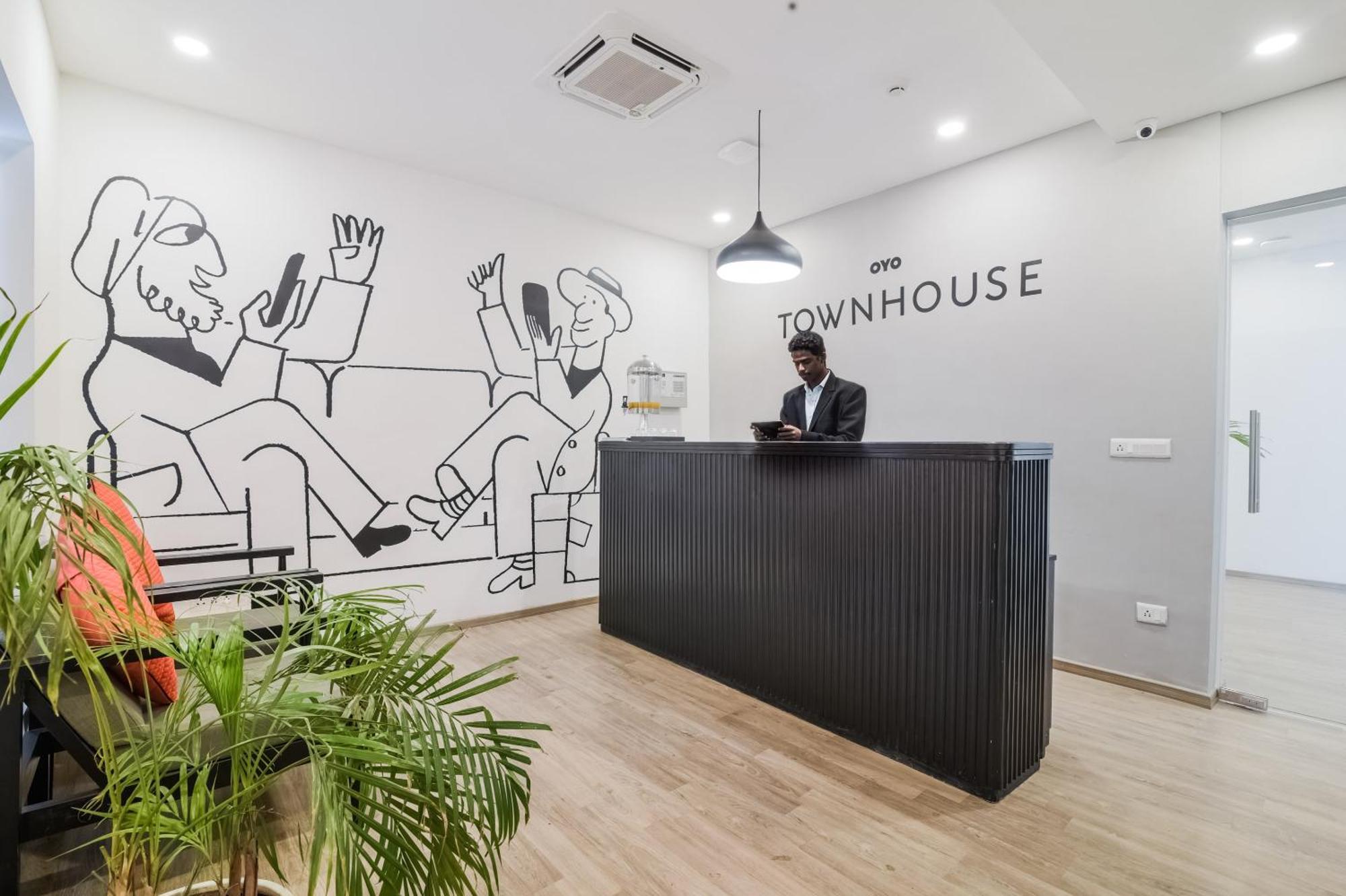Super Townhouse Xotel Ченнаи Экстерьер фото